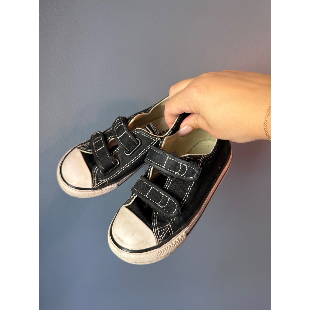 Converse Chuck Taylor All Star Low Black Hook and Loop Infant Shoes Size 9 US